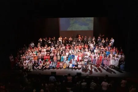 Geniet van een winterse erwtensoep voorafgaand aan Ton Kas